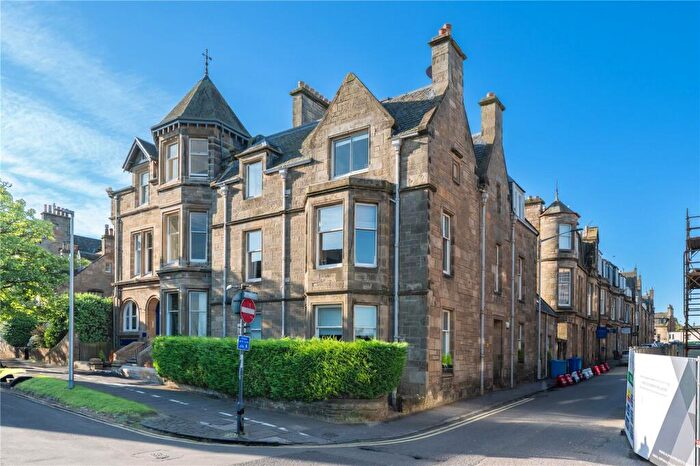 3 Bedroom Apartment For Sale In Murray Park, St. Andrews, Fife, KY16