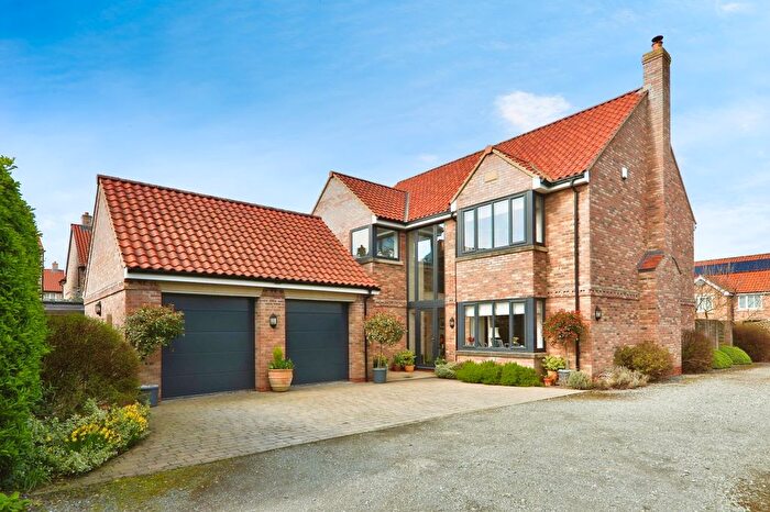 4 Bedroom Detached House For Sale In Little Weighton Road, Walkington, Beverley, East Riding Of Yorkshire, HU17