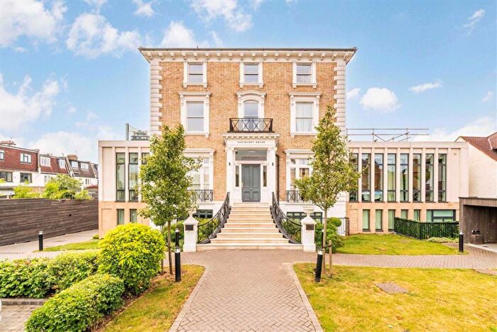 2 Bedroom Flat For Sale In Nightingale Lane, Nightingale Triangle, SW12