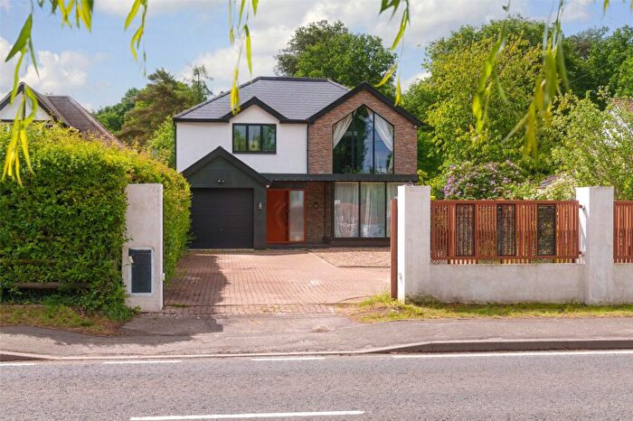 5 Bedroom Detached House For Sale In Nine Mile Ride, Finchampstead, Wokingham, Berkshire, RG40