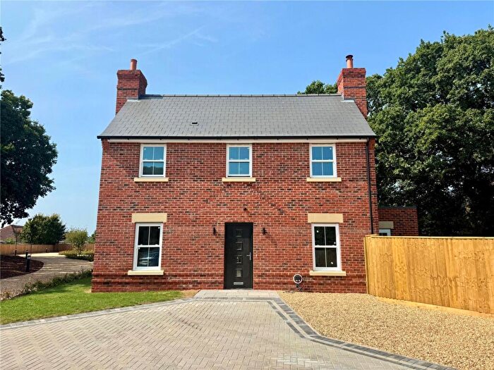 5 Bedroom Detached House For Sale In Kings Farm Lane, Hordle, Hampshire, SO41