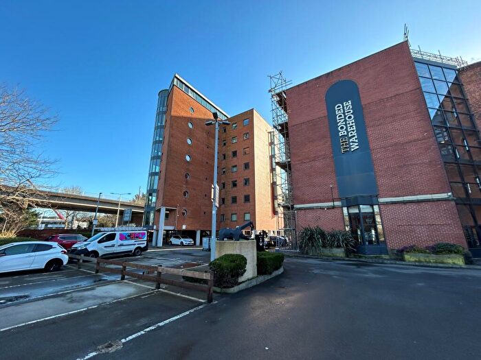 1 Bedroom Apartment To Rent In City Wharf, Cardiff Bay, CF10