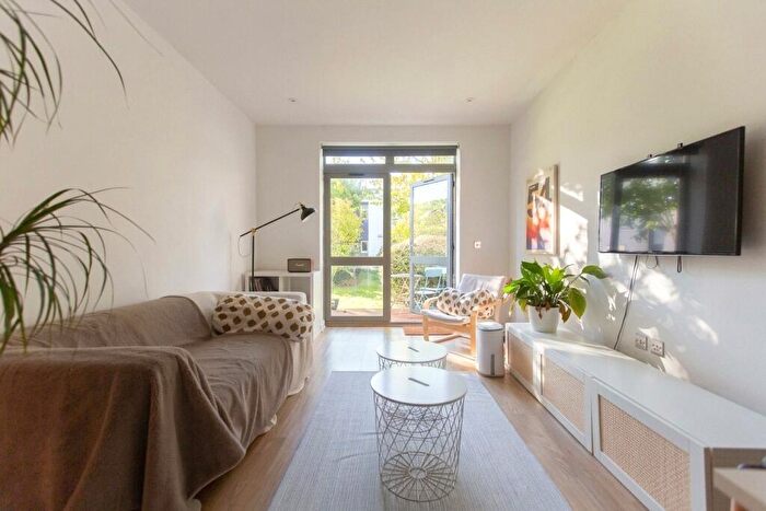 2 Bedroom Apartment To Rent In Gloucester Road, Bishopston, Bristol, BS7