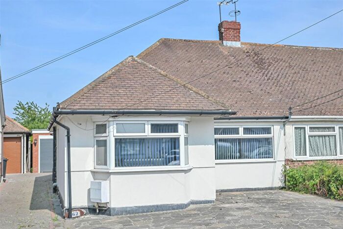 2 Bedroom Semi-Detached Bungalow For Sale In Thorndon Avenue, West Horndon, Brentwood, CM13