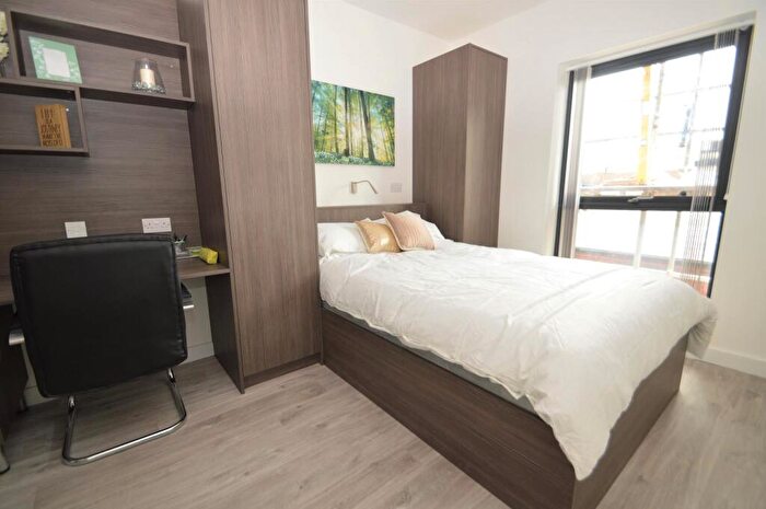 1 Bedroom House To Rent In Frederick Road, Selly Oak, Birmingham, West Midlands, B29