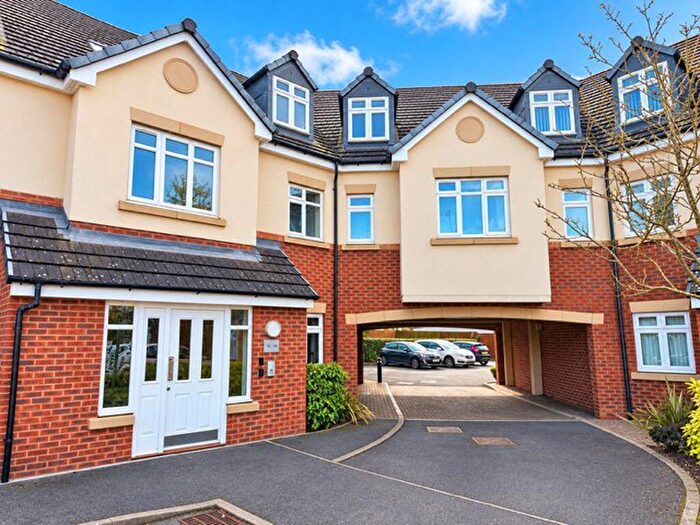 2 Bedroom Flat For Sale In Hailwood Drive, Great Barr, Birmingham, B43