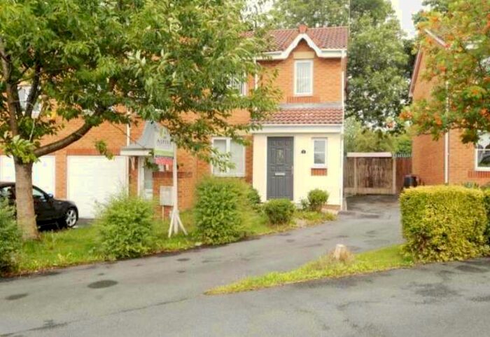 3 Bedroom House To Rent In Iona Gardens, St. Helens, WA9