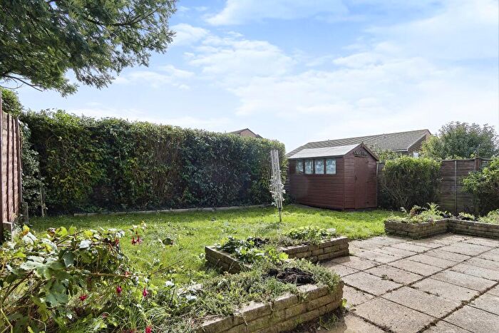2 Bedroom Bungalow To Rent In Woods Drive, Apse Heath, PO36