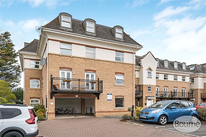 2 Bedroom Flat For Sale In Hipley Street, Old Woking, Woking, Surrey, GU22