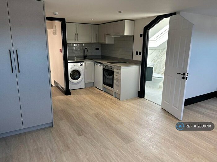 Studio To Rent In Mora Road, London, NW2