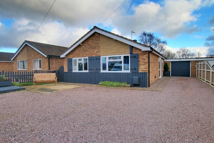 3 Bedroom Detached Bungalow For Sale In Knights End Road, March, PE15