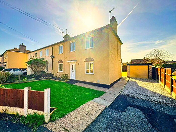 3 Bedroom Semi Detached House To Rent In Mervyn Road, CW8