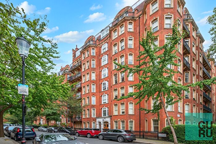 4 Bedroom Flat For Sale In Oakwood Court, London, W14