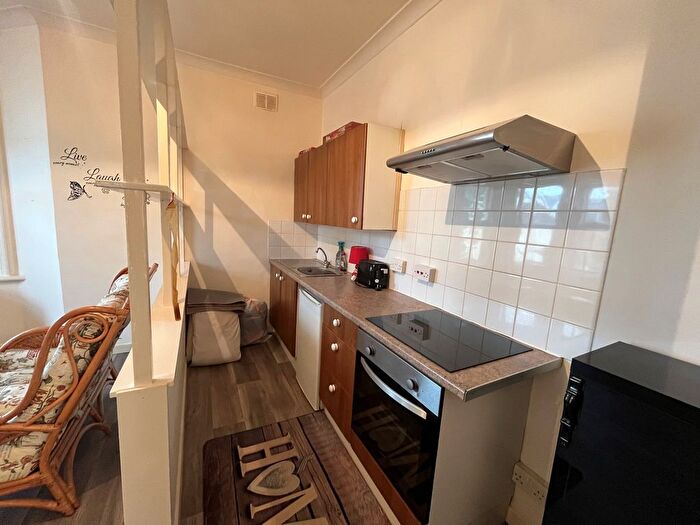 1 Bedroom Flat To Rent In - Aylesbury Road, Bournemouth, BH1