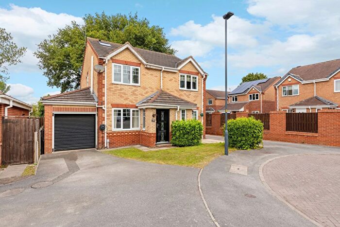 3 Bedroom Semi-Detached House For Sale In Topcliffe Court, Selby, North Yorkshire, YO8
