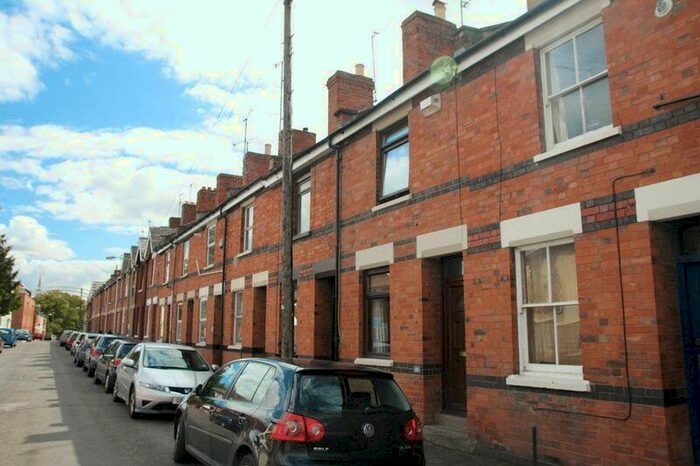 2 Bedroom Town House To Rent In Millbrook Street, Cheltenham, GL50