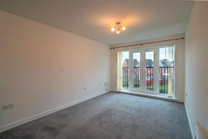 2 Bedroom Apartment To Rent In Balmoral Way, Yardley Wood, Birmingham, West Midlands, B14