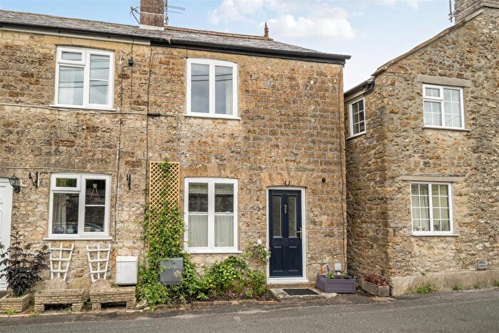 3 Bedroom End Of Terrace House For Sale In East Street, Beaminster, Dorset, DT8