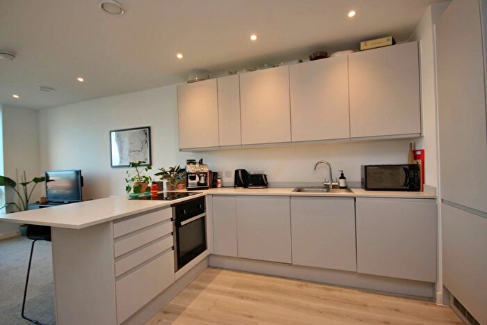 1 Bedroom Flat To Rent In Manchester, M17