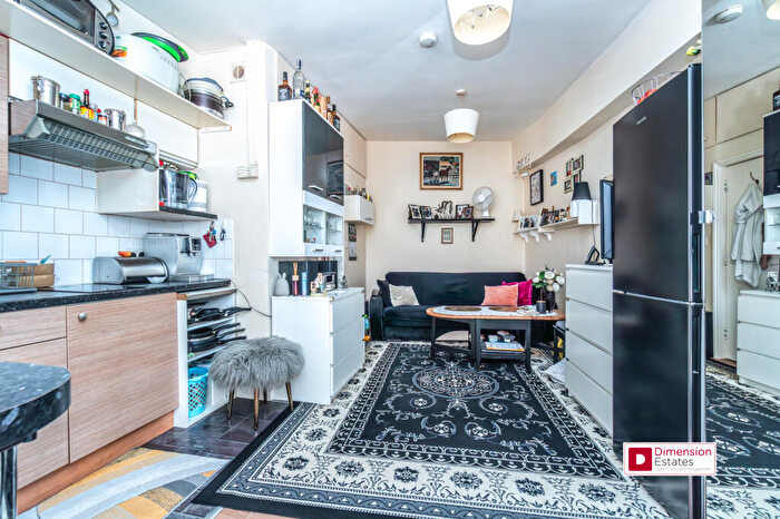 Studio To Rent In Petherton Road, Cannonbury, Highbury, Islington, N5