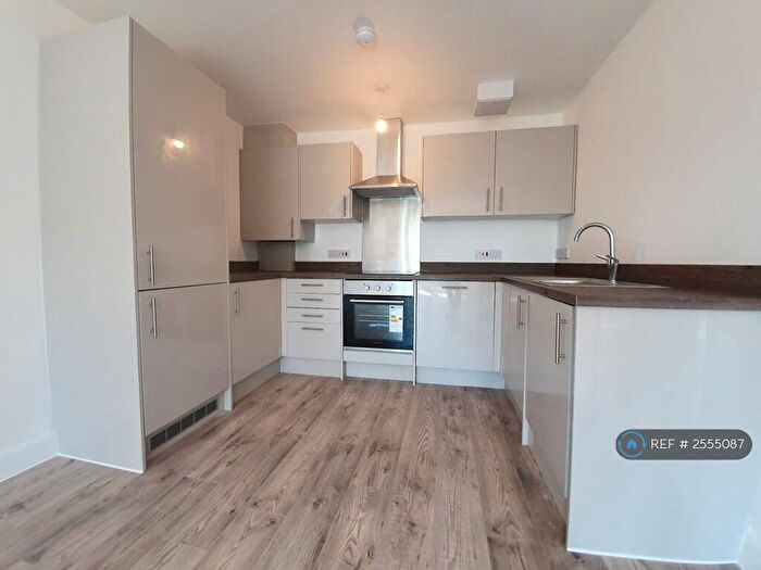 2 Bedroom Flat To Rent In Homa House, Stockport, SK1