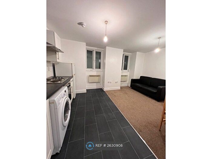 1 Bedroom Flat To Rent In Vartry Road, London, N15