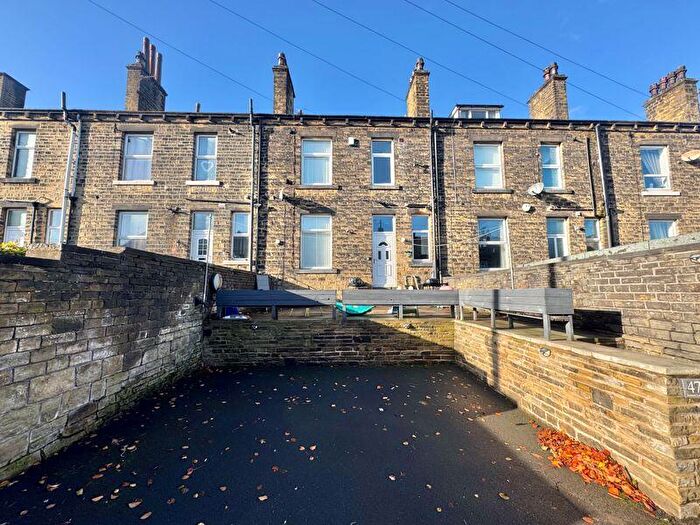 4 Bedroom Property For Sale In Jepson Lane, Elland, HX5