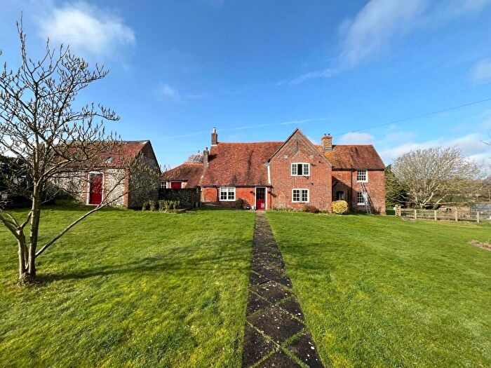 5 Bedroom Detached House To Rent In Southwick, Fareham, Hampshire, PO17