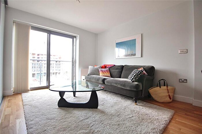 1 Bedroom Apartment To Rent In Thomas Court, Three Queens Lane, Bristol, Somerset, BS1