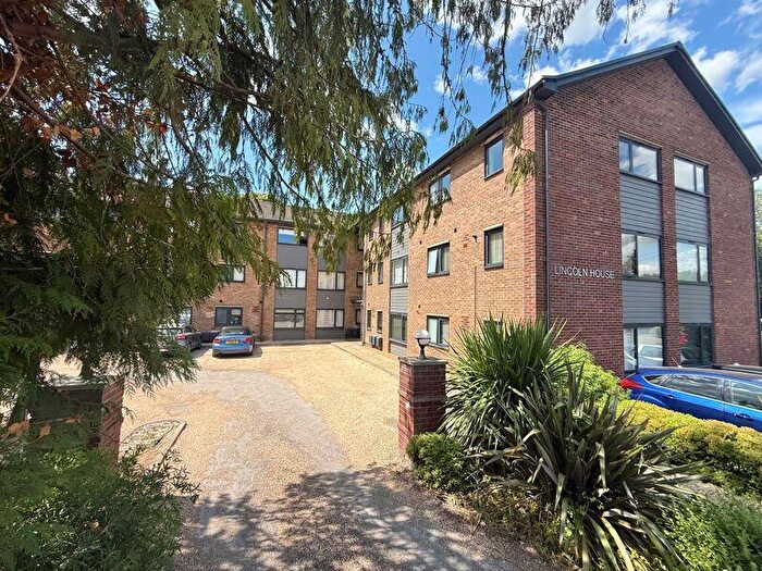 1 Bedroom Flat To Rent In Brookfield Road, High Wycombe, HP10