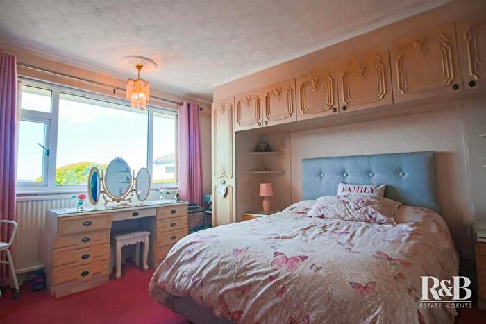 2 Bedroom Detached Bungalow For Sale In Hexham Road, Morecambe, LA4