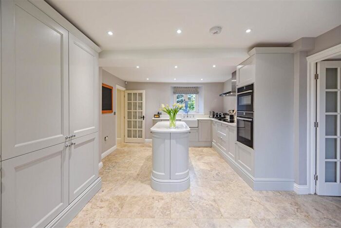 5 Bedroom Detached House For Sale In Stable Lane, Church Brampton, Northampton, NN6
