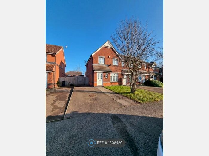 3 Bedroom Semi-Detached House To Rent In Bewicke Road, Leicester LE3