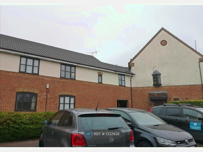 2 Bedroom Maisonette To Rent In Grace Avenue, Oldbrook, Milton Keynes, MK6