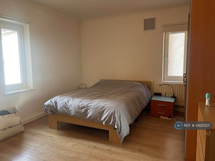 2 Bedroom Flat To Rent In Aran Lodge, London, NW6