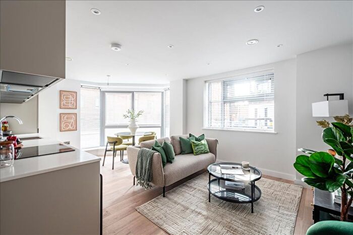 2 Bedroom Flat For Sale In Margery Street, Clerkenwell, WC1X