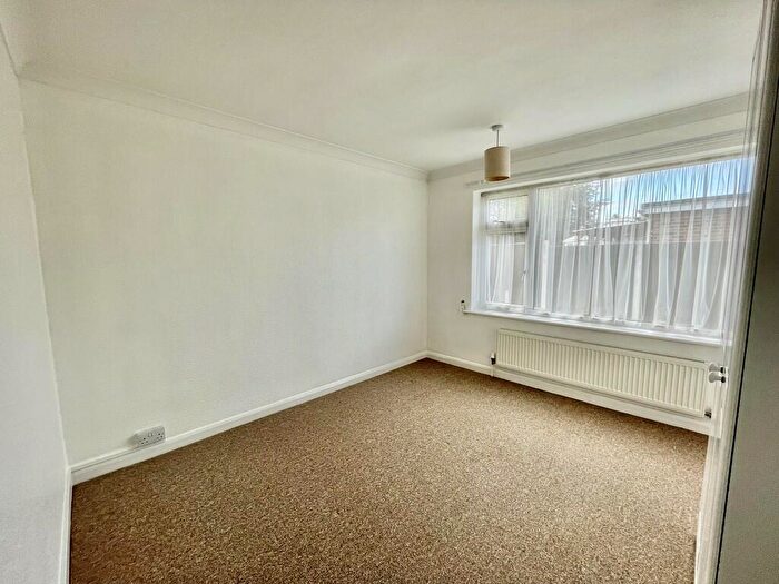 2 Bedroom Detached Bungalow For Sale In Manor Drive, Holbeach, PE12