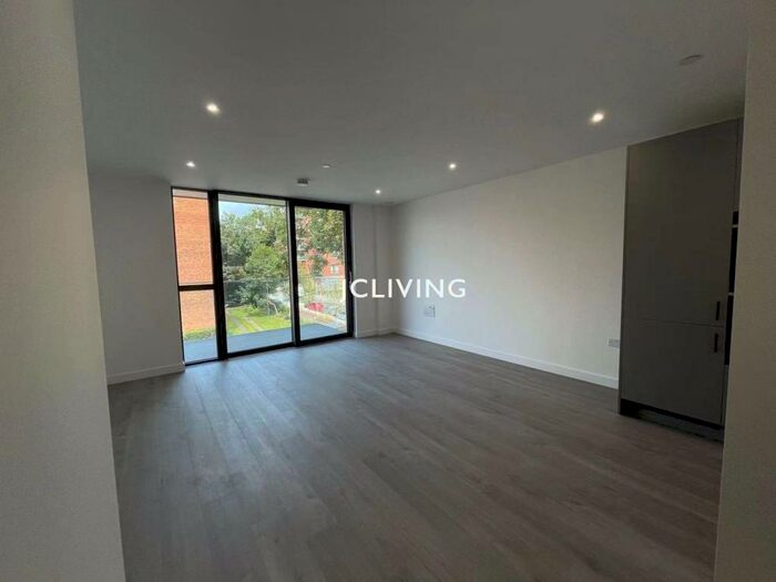 1 Bedroom Flat To Rent In London, N4