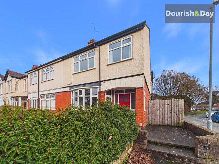 4 Bedroom Semi Detached House For Sale In Silkmore Lane, Stafford, ST17