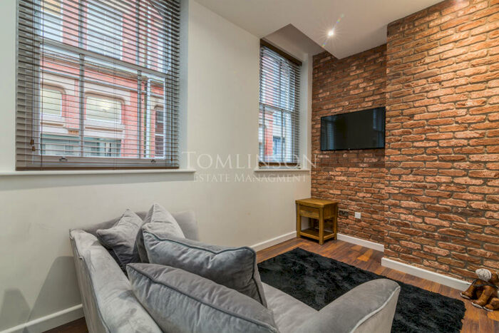 2 Bedroom Flat To Rent In Hounds Gate, City Centre, Nottingham, NG1