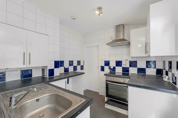 2 Bedroom Flat To Rent In Norwood High Street, West Norwood, SE27