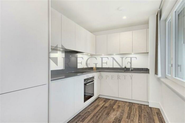 2 Bedroom Apartment To Rent In Fusion Apartments, Moulding Lane, SE14