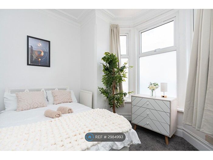 5 Bedroom Detached House To Rent In Francis Avenue, Southsea, PO4