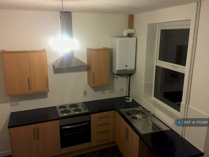 2 Bedroom Terraced House To Rent In Old Lane, Chadderton, Oldham, OL9