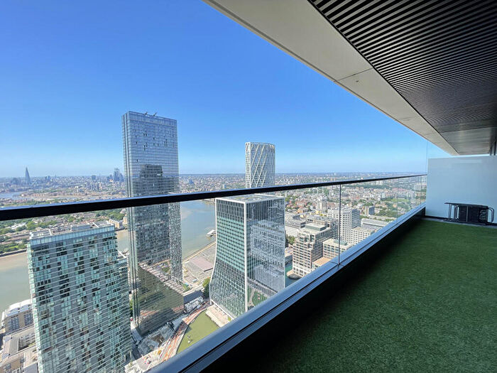 1 Bedroom Flat To Rent In The Wardian, Canary Wharf, E14