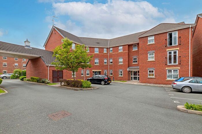 2 Bedroom Flat For Sale In Bridgewater Close, Frodsham, WA6