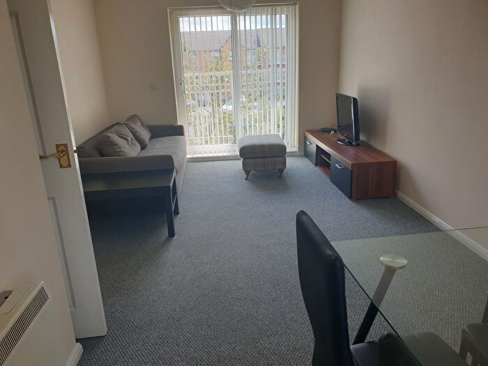 2 Bedroom Flat To Rent In Kilderkin Court, Coventry, CV1