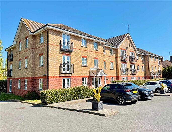 2 Bedroom Apartment For Sale In Spencer House, Leigh On Sea, SS9