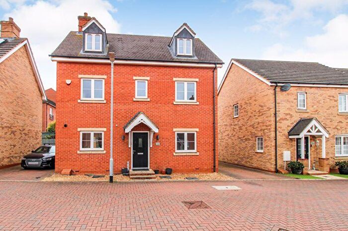 5 Bedroom Detached House For Sale In Potter Meadows, New Cardington, MK42