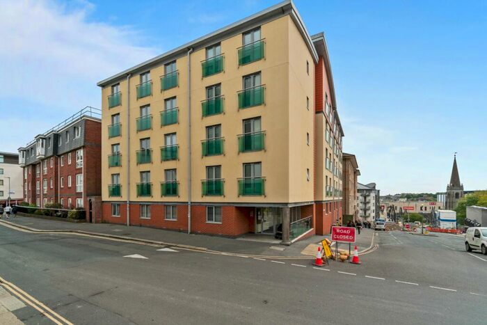 1 Bedroom Apartment To Rent In Regent Street, City Centre, Plymouth, PL4